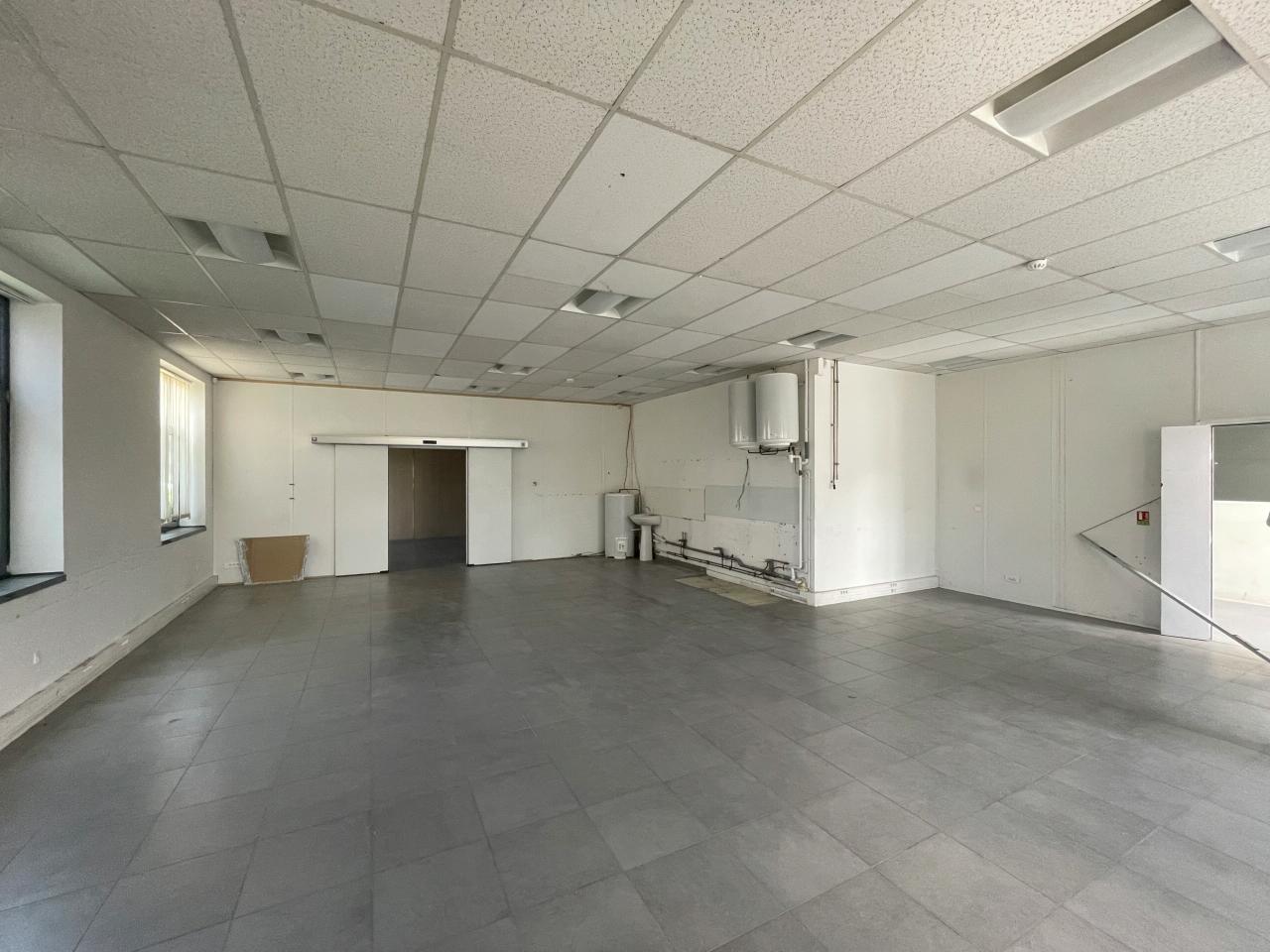Local d'activité Montigny-le-Bretonneux 808m² Vente local d'activité Montigny-le-Bretonneux Yvelines OVACT2424834 2